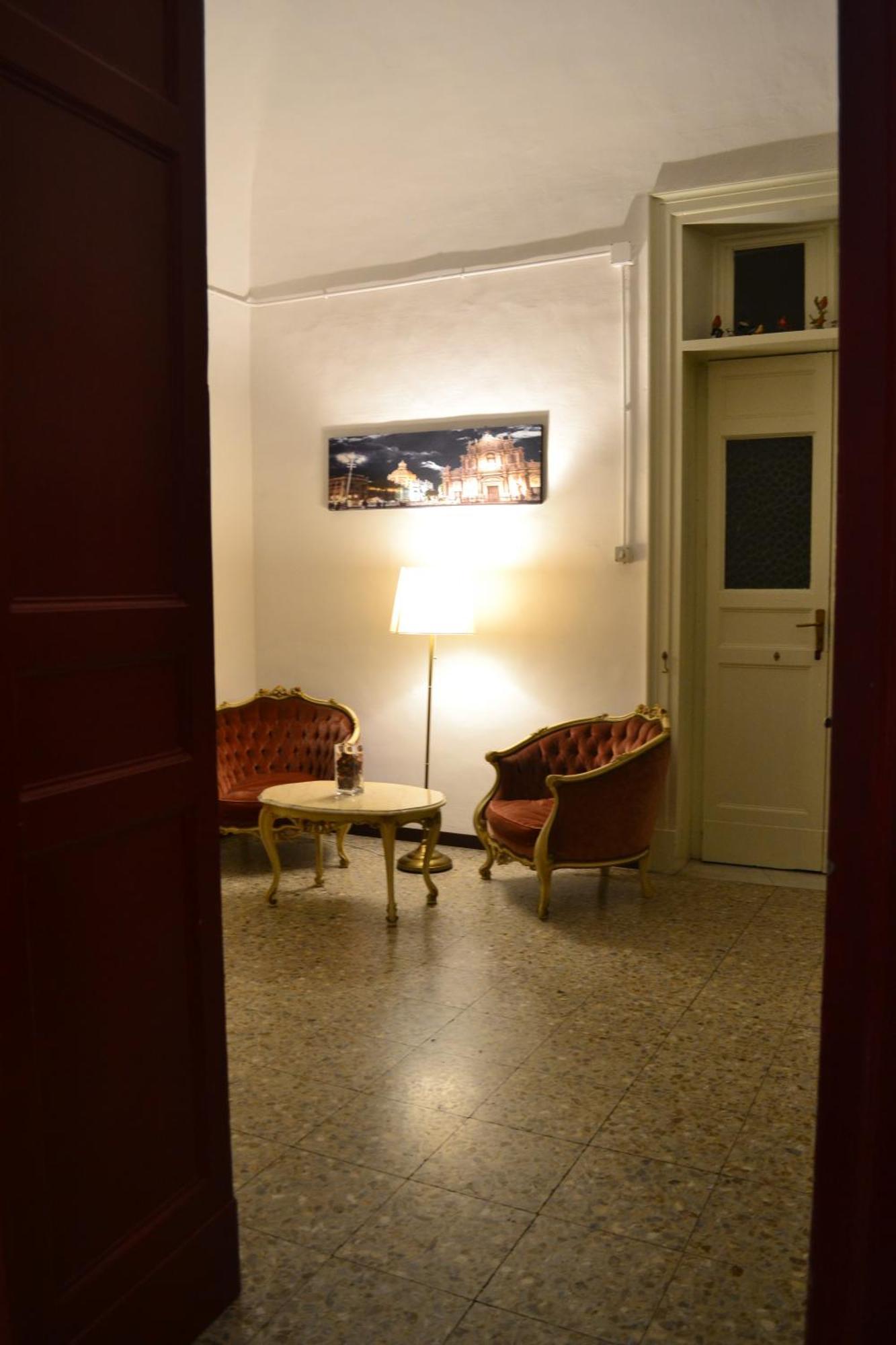 Il Teatro Rooms Catania Exterior photo